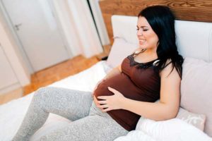 Local Charlotte woman with Pregnancy pain